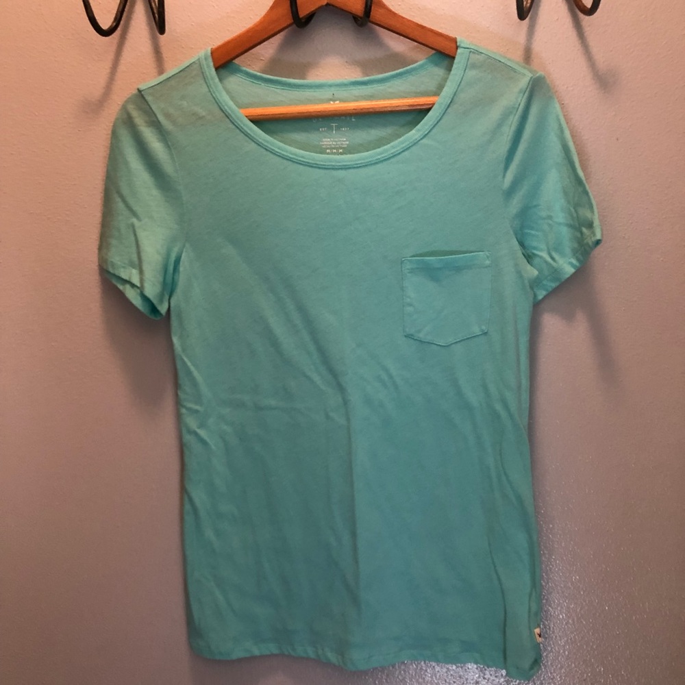American Eagle tee
